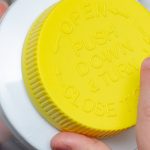 child resistant container